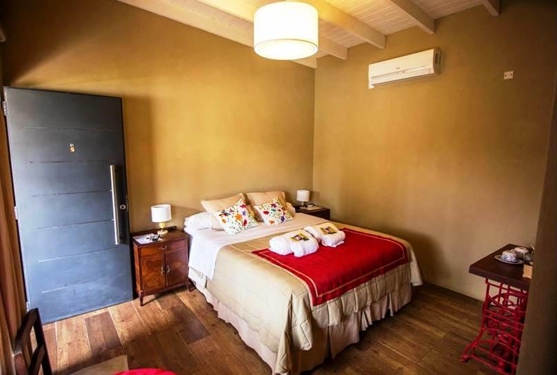 Отель Tierra Mansa - Posada De Campo & Spa - Piscina Climatizada Маркос-Пас Экстерьер фото